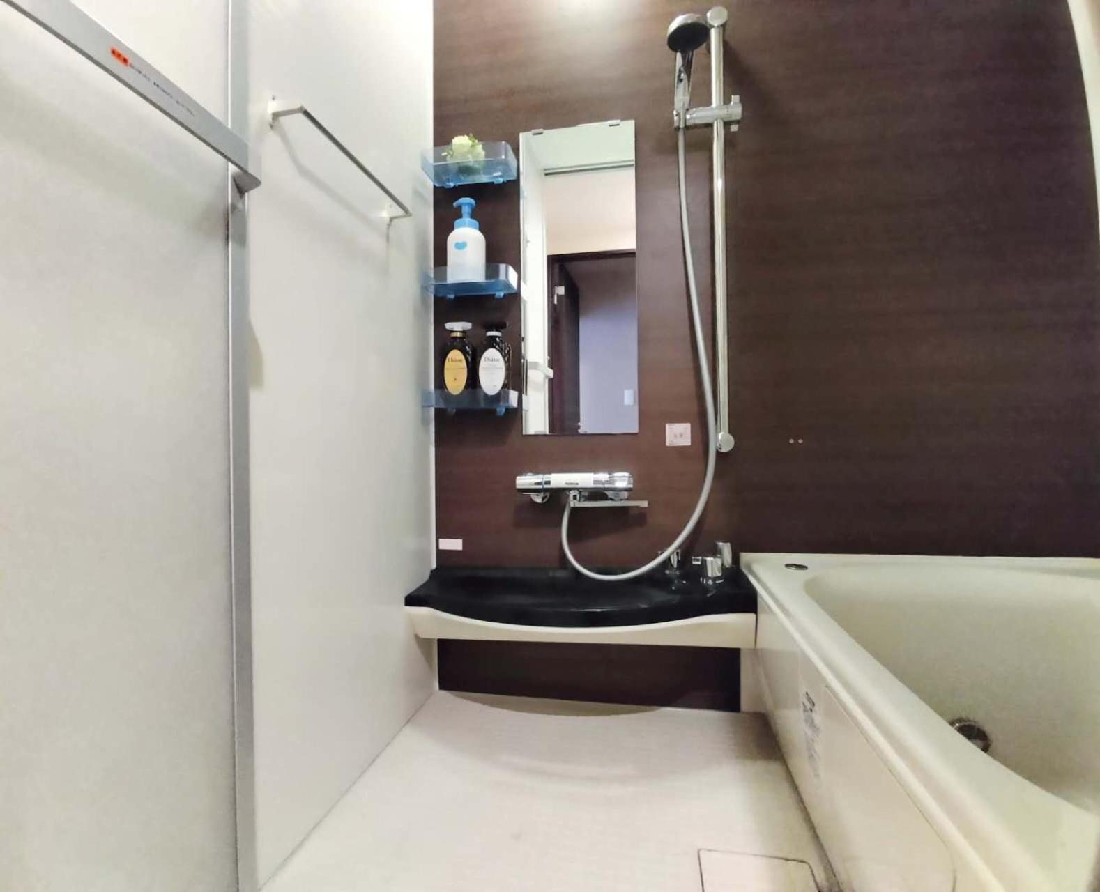 Appartement 12池袋最中心 两室一厅两浴室两卫生间 池袋站7分 2 Ikebukuro Center 7 Mins To St Max 8p 直达新宿 涉谷 表参道 池袋 上野 代代木 银座 原宿
